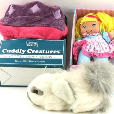 Kids Lot- Hooded Wrap Throw, Dolly, Stuffed Animal