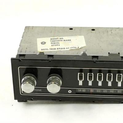 Chrysler AM Car Radio, Model No. 4048861