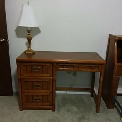 Stanley Desk with Lamp