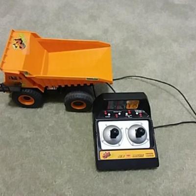 The CAT 777B Wired RC Dump Truck