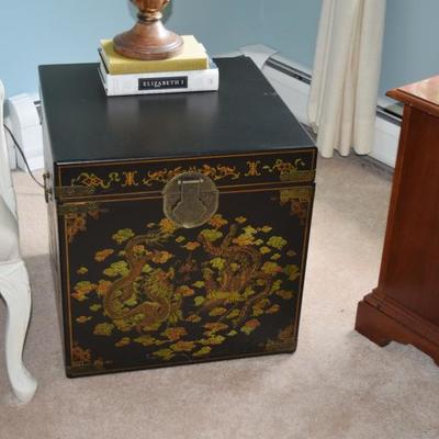 Side Table Chest & Lamp