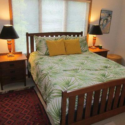 Stickley mission queen bed and nightstands (BID ITEMS)