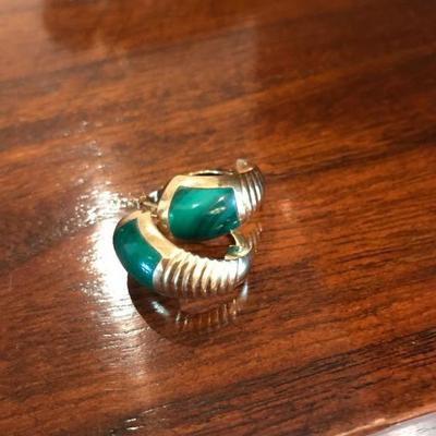 All jewelry reviewed and detailed by Jewelry Appraiser: 18 K AND MALACHITE. $450