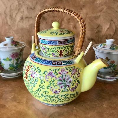 Mun Shou yellow teapot. $30