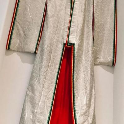 Japanese Wedding Kimono. 6' 4
