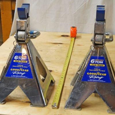 2 Heavy Duty Good Year RACING 6 Ton Jack Stands