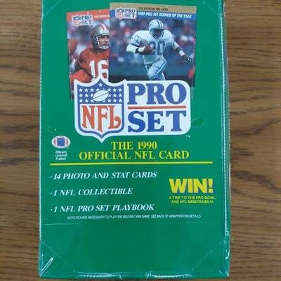 NFL Pro Set 1990 Football Cards Complete Set SEALE