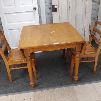 Drop Leaf Dining Table and Chairs