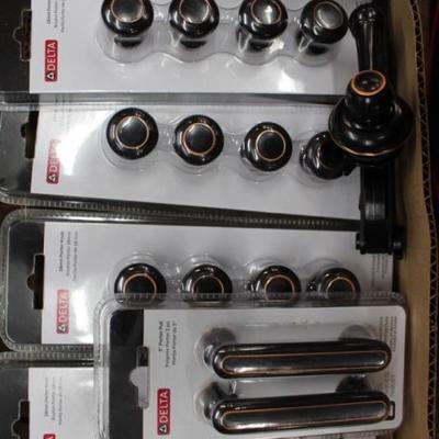 Knobs & Pulls