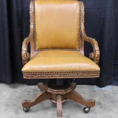 Leather Rolling Office Chair in Great Condition