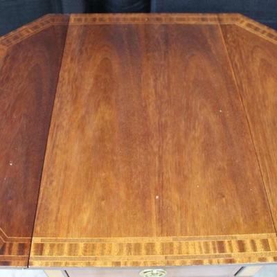 Set of 2 Mahogany Drop-Side Tables with 1 Drawer