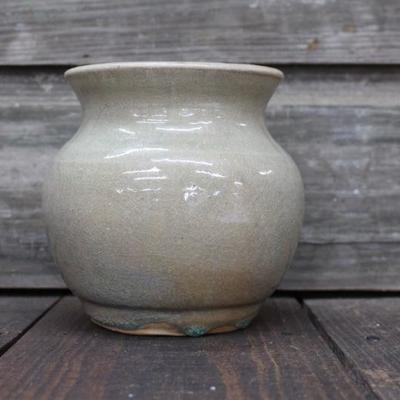 Meaders Poinsettia Vase