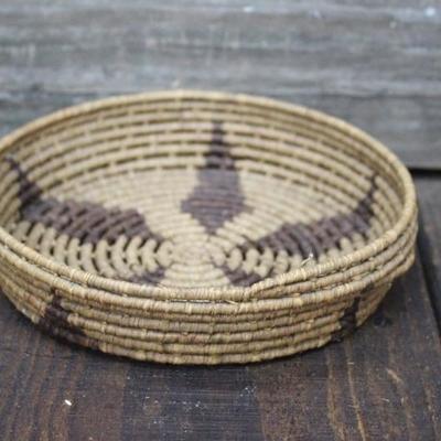Native American Pine Needle Basket in Tan & Brown
