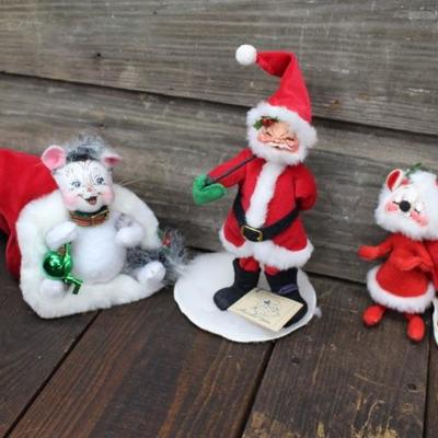 3 Annalee Dolls Small, Cat, Mouse, & Santa