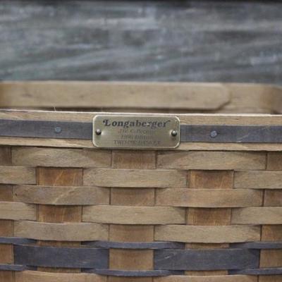 Vintage 1986 Handwoven Longaberger Basket