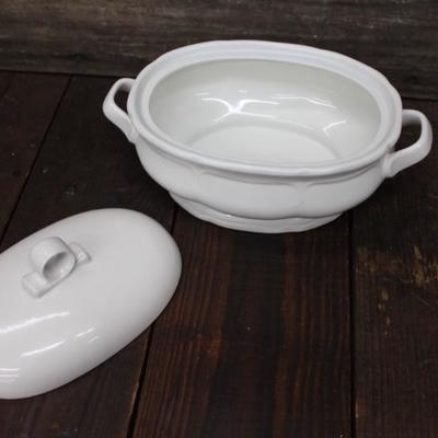 Mikasa Covered Serving Bowl