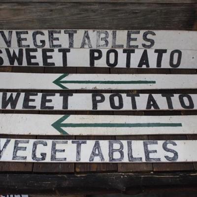 6 Farm Signs- 2 Arrows, 2 Vegetable, 2 Sweet Potatoes