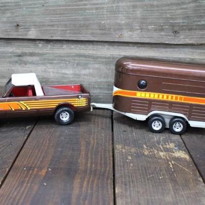 70's ERTL Pressed Steel Int'l Scout Pick-Up w/ Horse Trailer