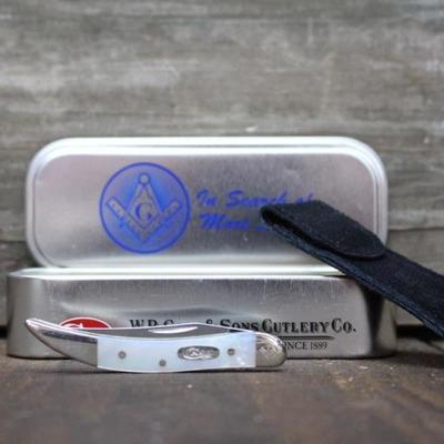 Mint Case XX Masonic Pearl Tiny Trapper