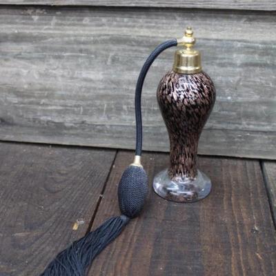 Perfume bottle
