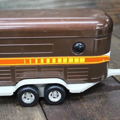 70's ERTL Pressed Steel Int'l Scout Pick-Up w/ Horse Trailer