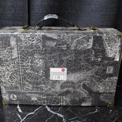 Jankie suitcase