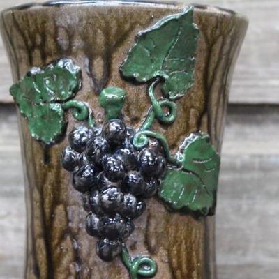 Meaders Grape Vase