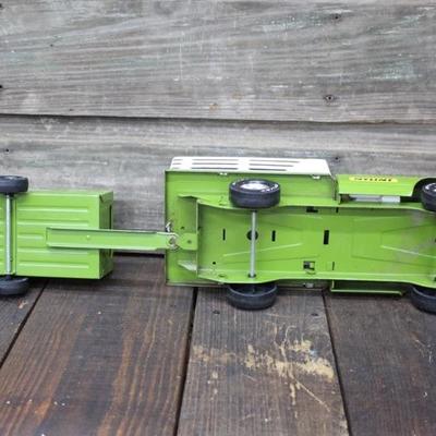 70's Pressed Steel NYLINT Farm Truck & Trailer w/ a Cow