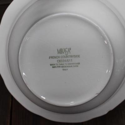 Mikasa Serving Bowl