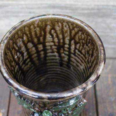 Meaders Grape Vase