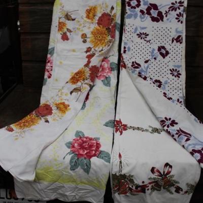 4 Vintage Tablecloths