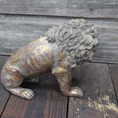 Lion Sculpture