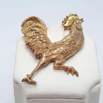 312:  14K Yellow Gold Cock of the Walk Brooch (7.4 dwt)