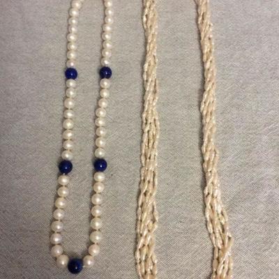 MVT023 Pearl Necklaces