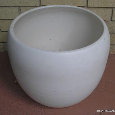 Gainey Ca Flower Pot,  there are two of these