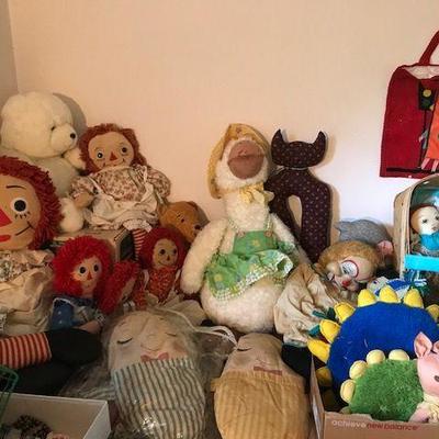 Vintage Dolls and Stuffed Animals.