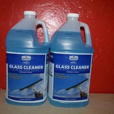 2 Gallons Member's Mark Glass Cleaner