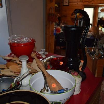 Kitchen Utensils, Bowls, & Gadgets