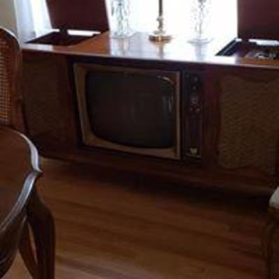 3 day REMARKABLE Estate Sale in Gibbstown 10/25-10/27