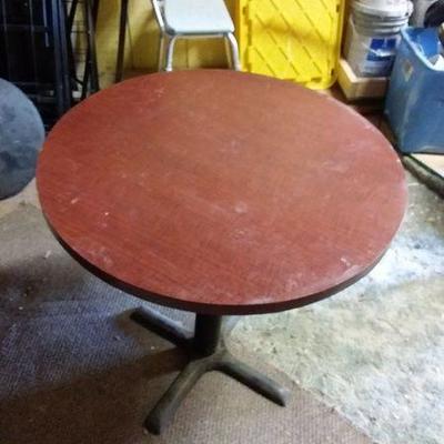 11 Small Round Commercial Tables