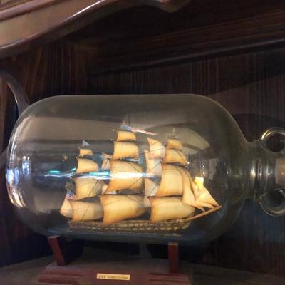 Ship in bottle 