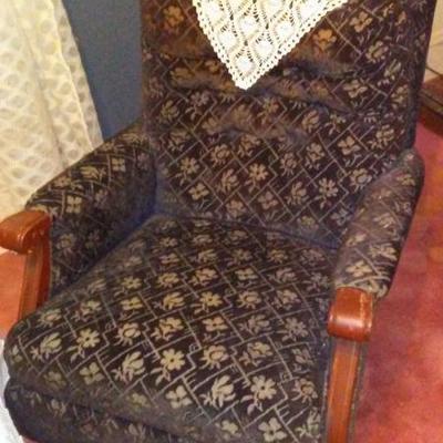Vintage 40s chair in mohair
