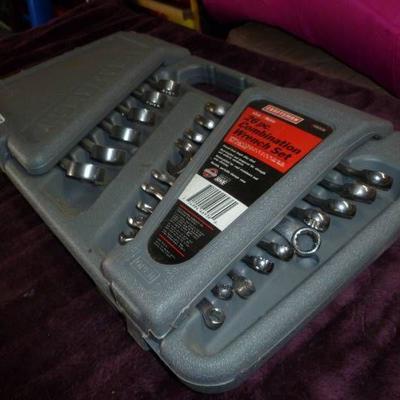 Craftsman 26pc Combination Wrench Set with Case.