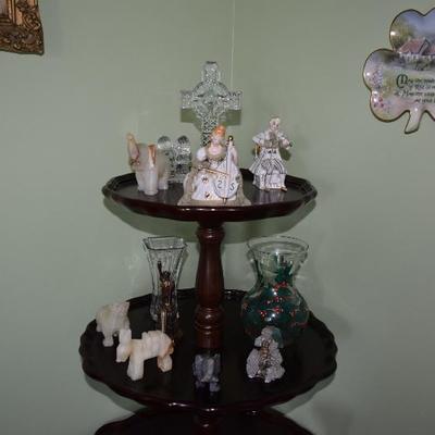 Collectible Figurines & Home Decor