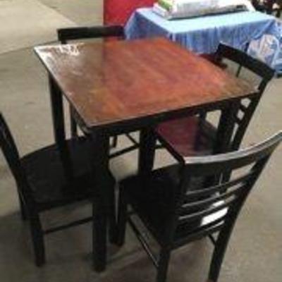 Table and Chairs Lot