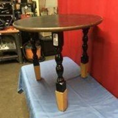 Twisted Leg Occasional Table