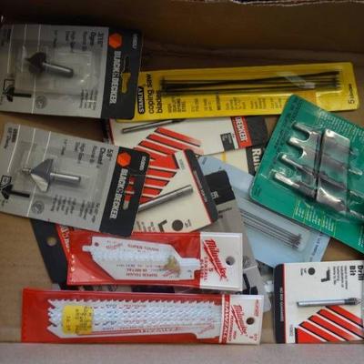 Lot of saber saw blades, 3 16 ogee, 3 8 glass & ...