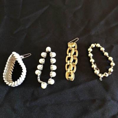Set of 4 Bracelets