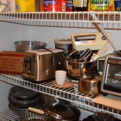 Toaster, Toaster Oven, Mixer & Bowls, Pots and Pans, Bakeware