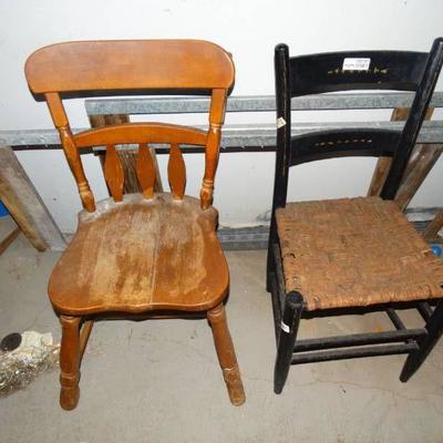 Lot of 2 Wooden Chairs